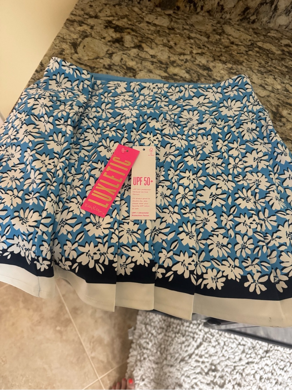 Lilly Pulitzer Blue Floral Athletic Luxletic Skort - White Floral Print XL
